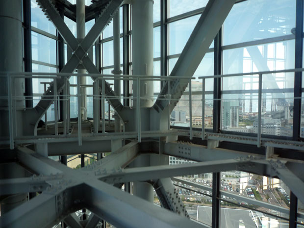 �����^���[�@�G���x�[�^�[�z�[��